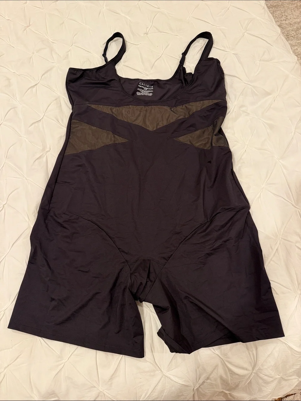 New CACIQUE OPEN-BUST THIGH SHAPER IN BLACK SIZE 26/28